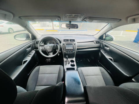 2015 Toyota Camry LE