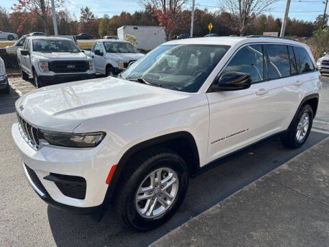 2023 Jeep Grand Cherokee Laredo