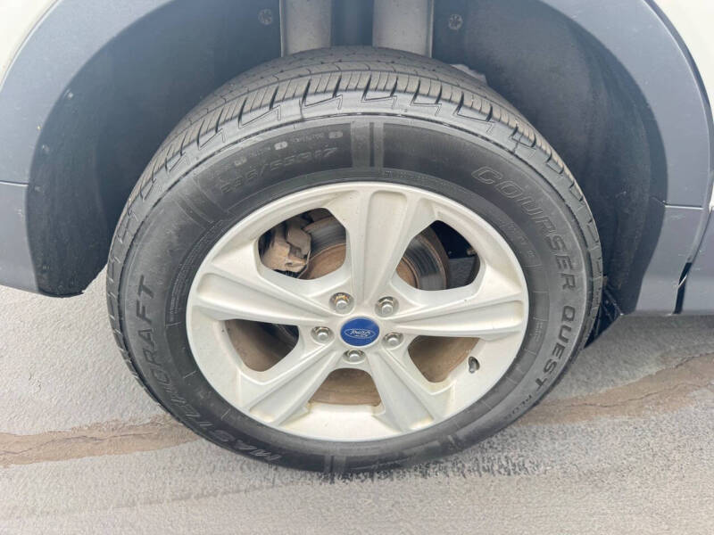 2016 Ford Escape SE