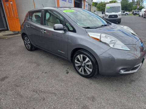 2015 Nissan LEAF SV