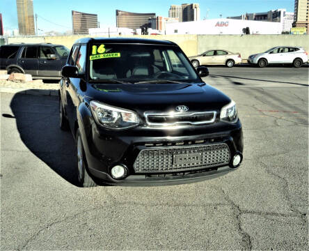 2016 Kia Soul for sale at DESERT AUTO TRADER in Las Vegas NV