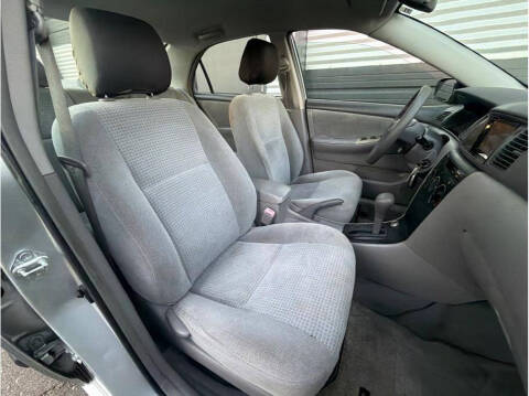 2005 Toyota Corolla
