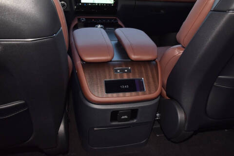 2025 Lincoln Navigator L Reserve