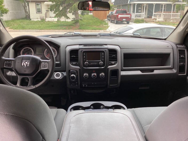 2017 RAM 1500 Express