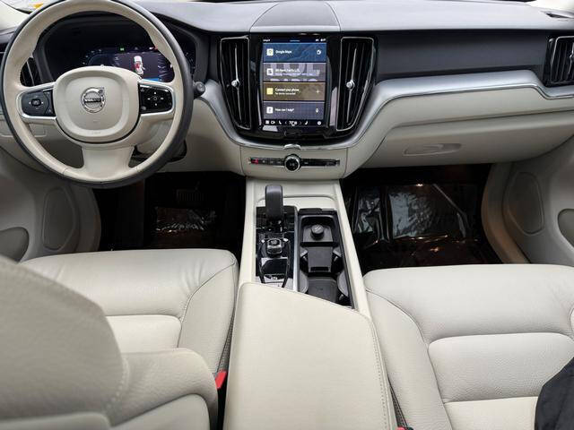 2023 Volvo XC60 B5 Core