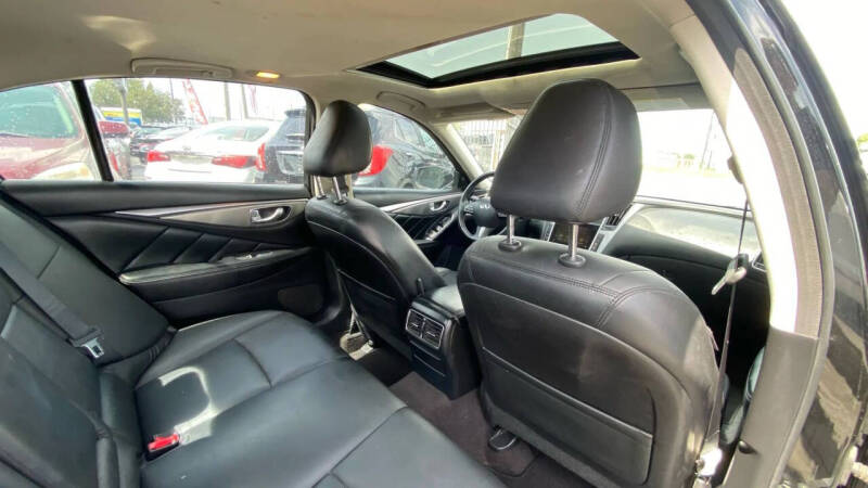 2017 Infiniti Q50 3.0T Signature Edition