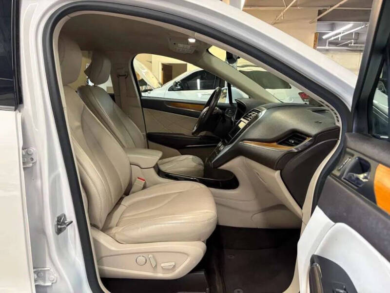 2017 Lincoln MKC Select