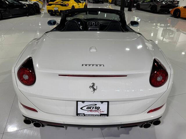 2015 Ferrari California T
