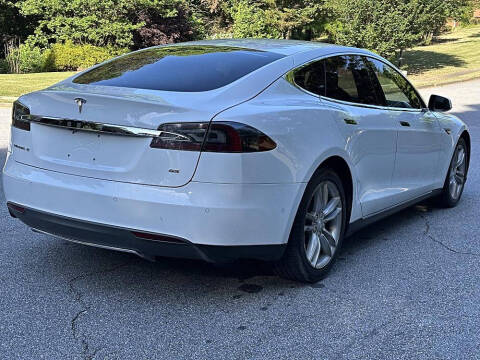 2015 Tesla Model S 85