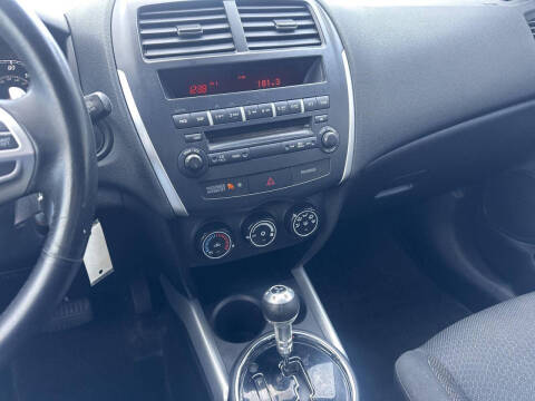 2011 Mitsubishi Outlander Sport ES