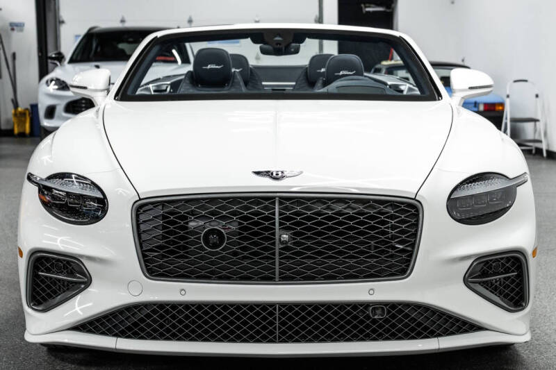 2025 Bentley Continental