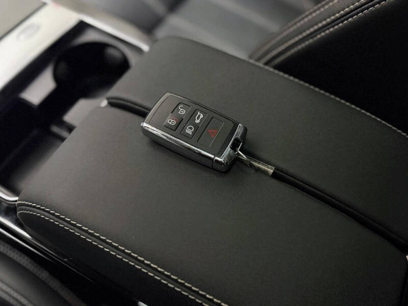 2023 Land Rover Range Rover Velar P250 S