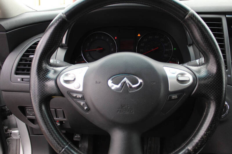 2010 Infiniti FX35