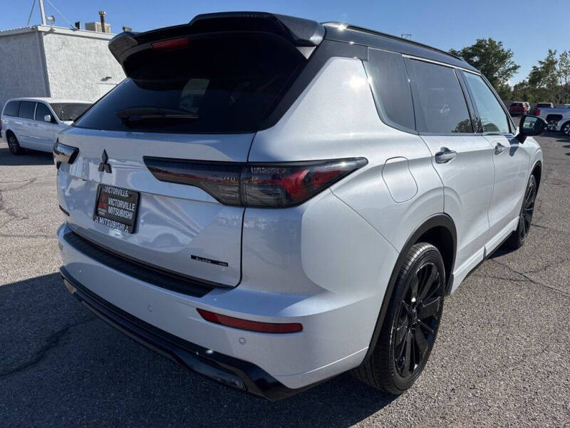 2026 Mitsubishi Outlander Black Edition