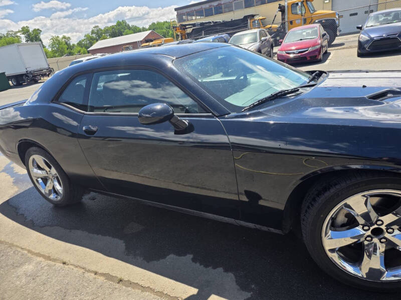 2012 Dodge Challenger SXT