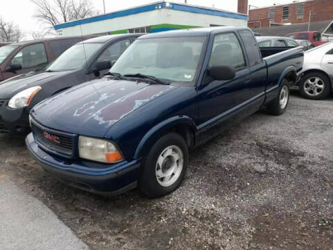 1999 GMC Sonoma for sale at DRIVE-RITE in Saint Charles MO