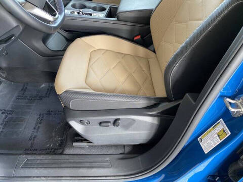 2025 Volkswagen Atlas Cross Sport SE 4Motion