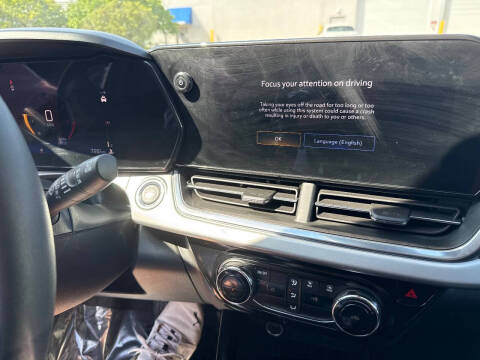 2025 Chevrolet Trax LT