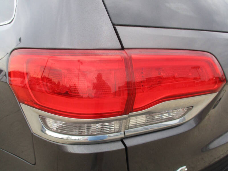 2016 Jeep Grand Cherokee Laredo