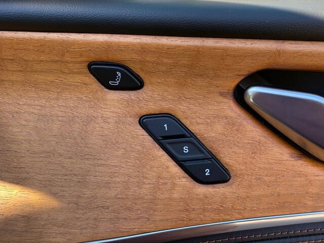 2022 Jeep Grand Cherokee Summit Reserve