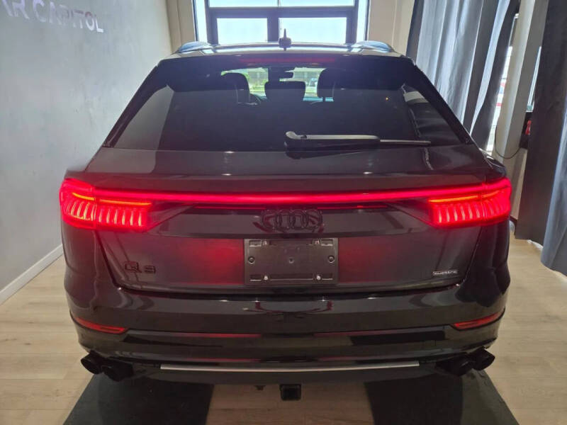 2020 Audi Q8 quattro Prestige 55 TFSI