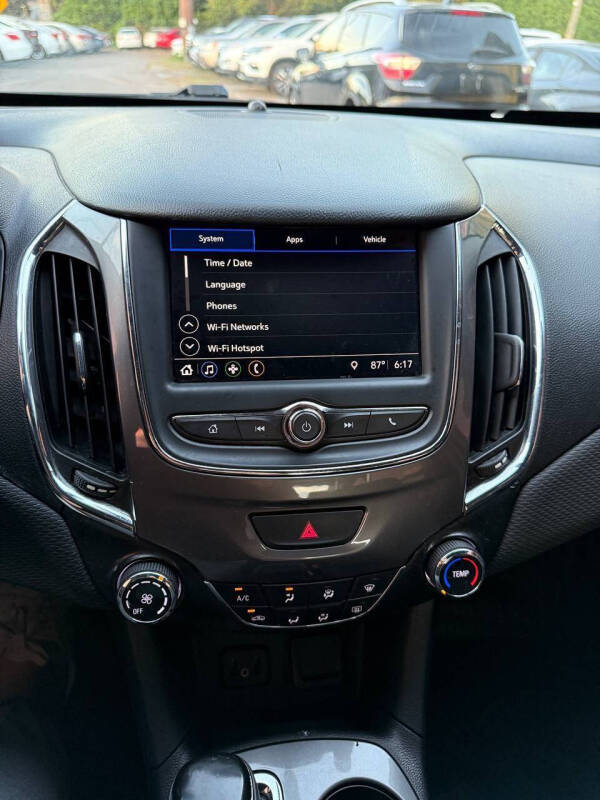 2019 Chevrolet Cruze LS