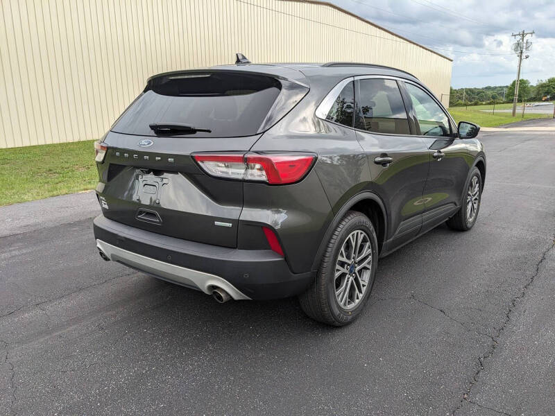 2020 Ford Escape SEL