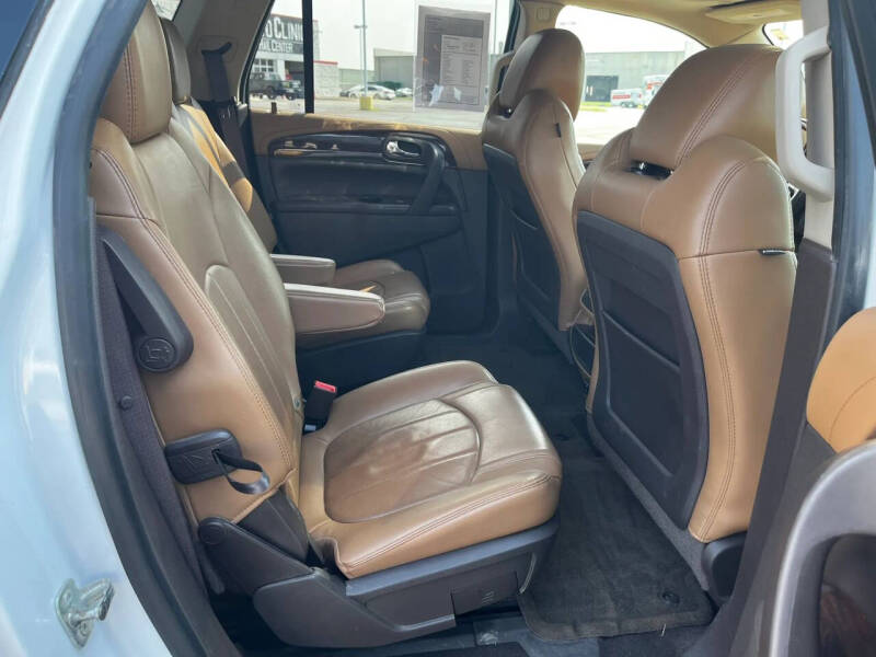 2016 Buick Enclave Leather