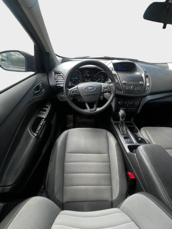 2019 Ford Escape S