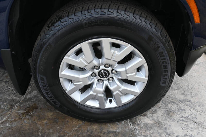 2022 Nissan Frontier SV