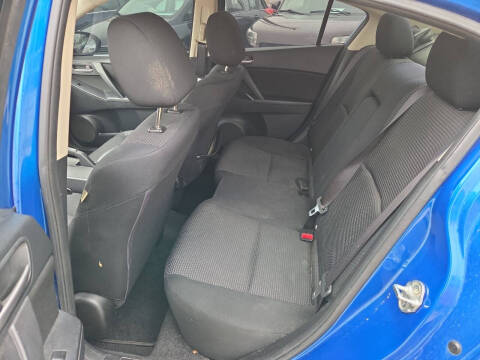 2012 Mazda MAZDA3 i Touring