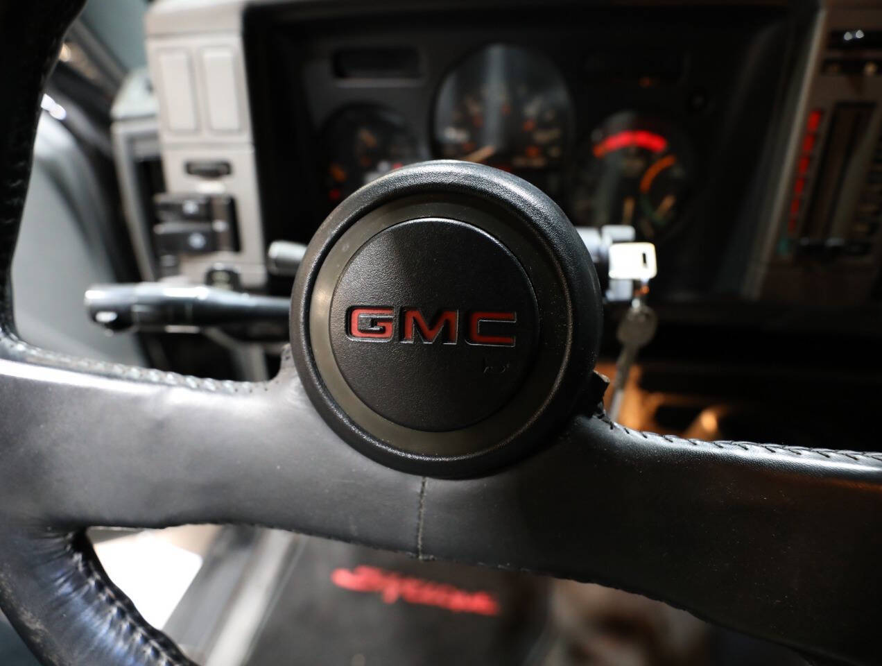 1991 GMC Syclone 43
