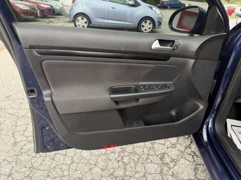 2013 Volkswagen Jetta SportWagen SE PZEV