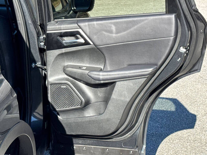 2025 Mitsubishi Outlander SE