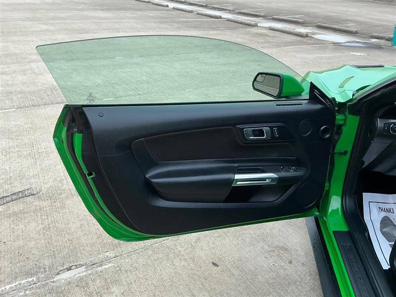 2019 Ford Mustang EcoBoost