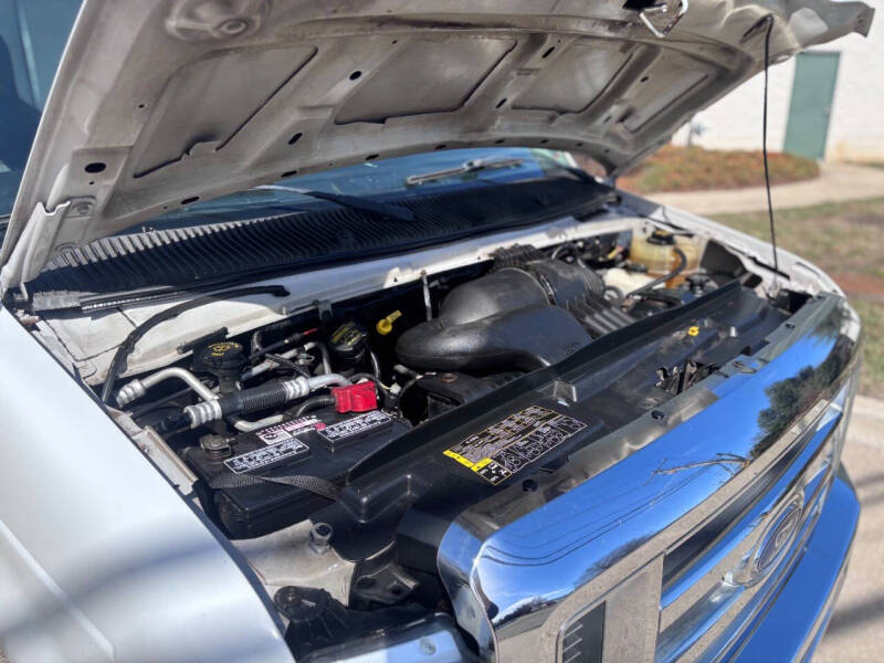 2012 Ford E-Series E-350 SD