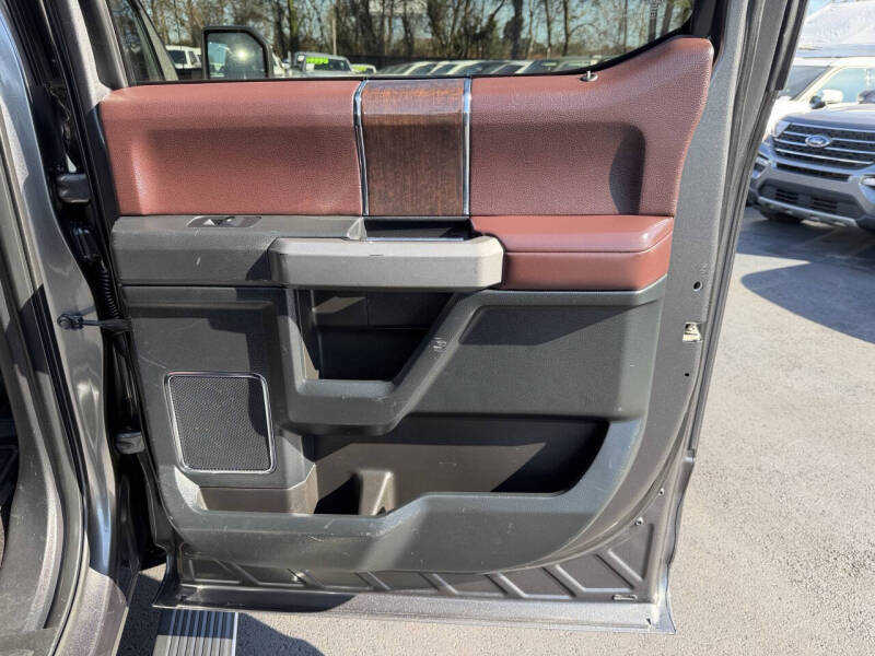 2016 Ford F-150 Platinum