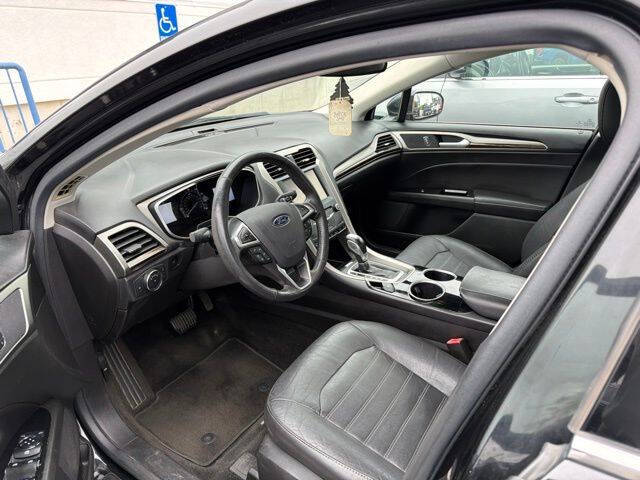 2014 Ford Fusion SE