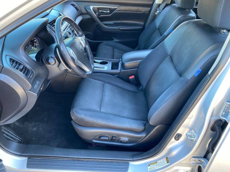 2017 Nissan Altima 2.5 SR