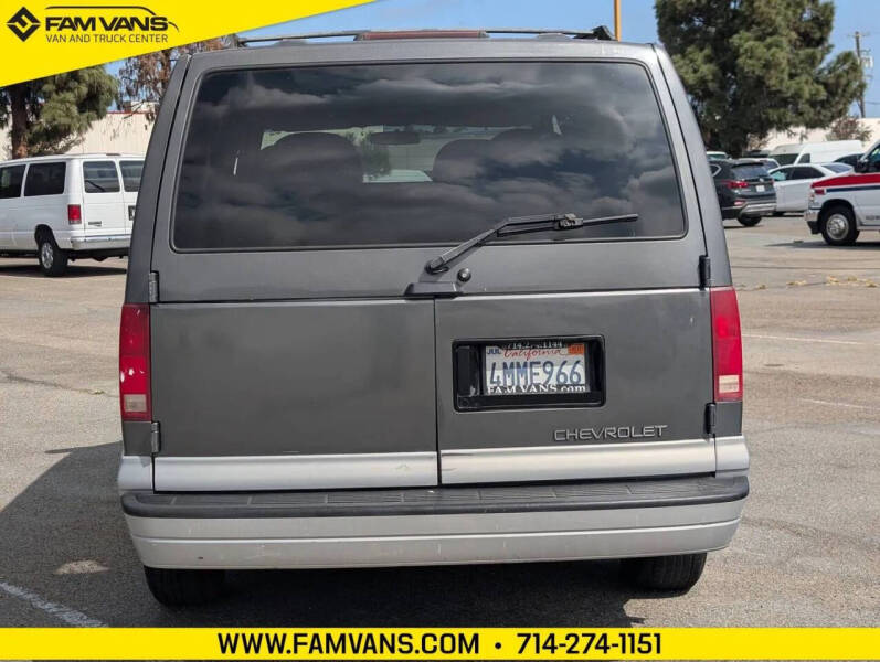 2000 Chevrolet Astro