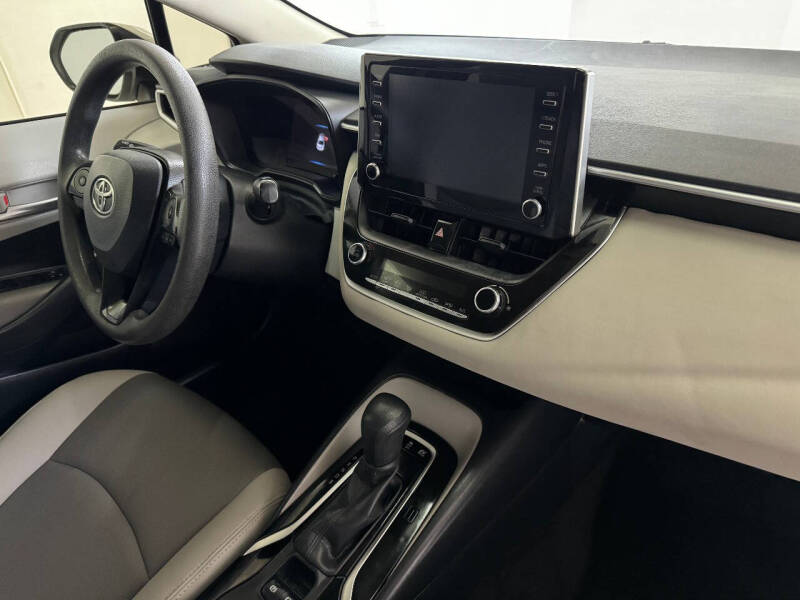 2020 Toyota Corolla Hybrid LE