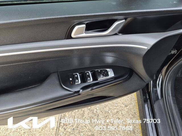 2023 Kia K5