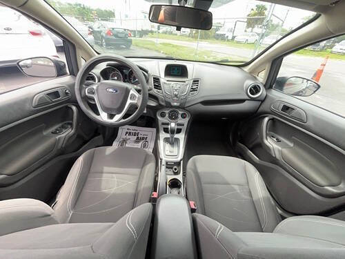 2017 Ford Fiesta SE