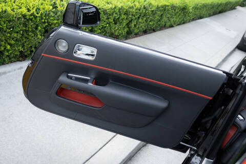 2019 Rolls-Royce Black Badge Dawn