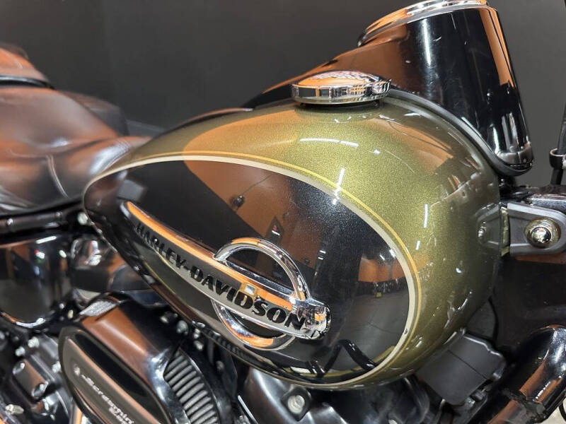 2018 Harley-Davidson FLHC - Softail Heritage