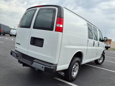 2024 Chevrolet Express 3500