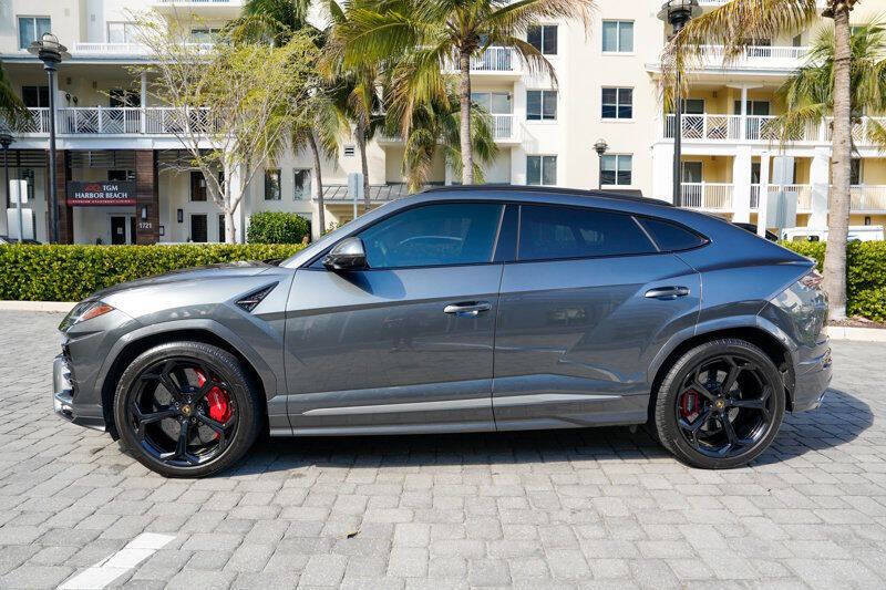 2019 Lamborghini Urus