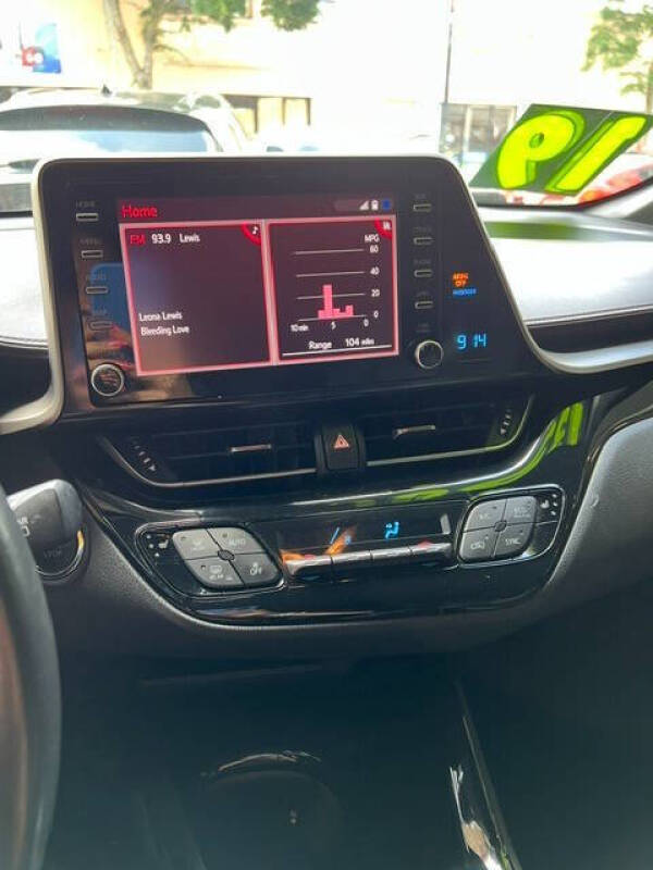 2019 Toyota C-HR XLE