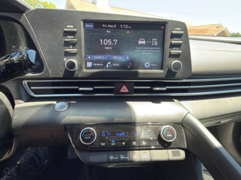 2022 Hyundai Elantra