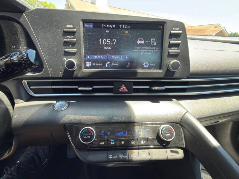 2022 Hyundai Elantra
